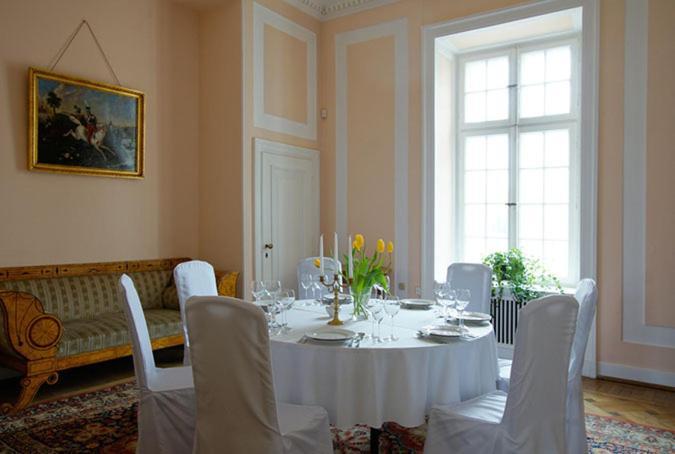 Hotel Butikowy Palac Jablonna Buitenkant foto