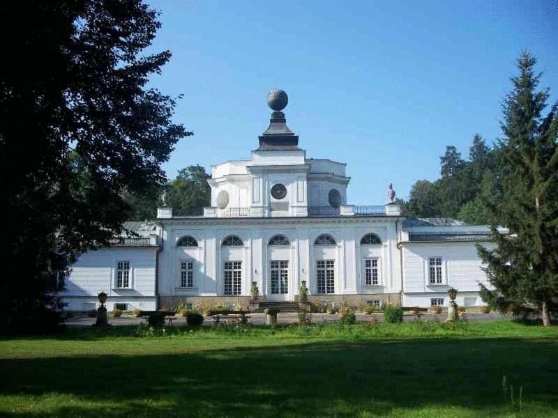 Hotel Butikowy Palac Jablonna Buitenkant foto